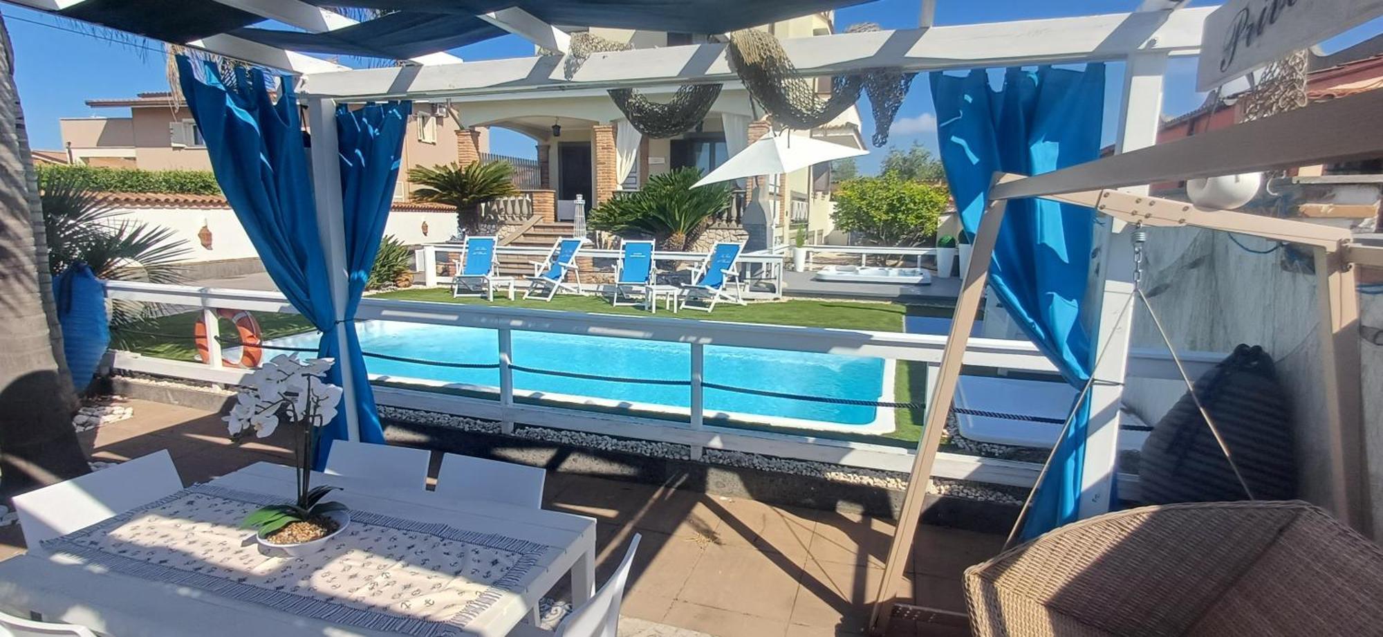 Alloggi Turistici Con Piscina Palestra Jacuzzi Sauna Анцио Екстериор снимка