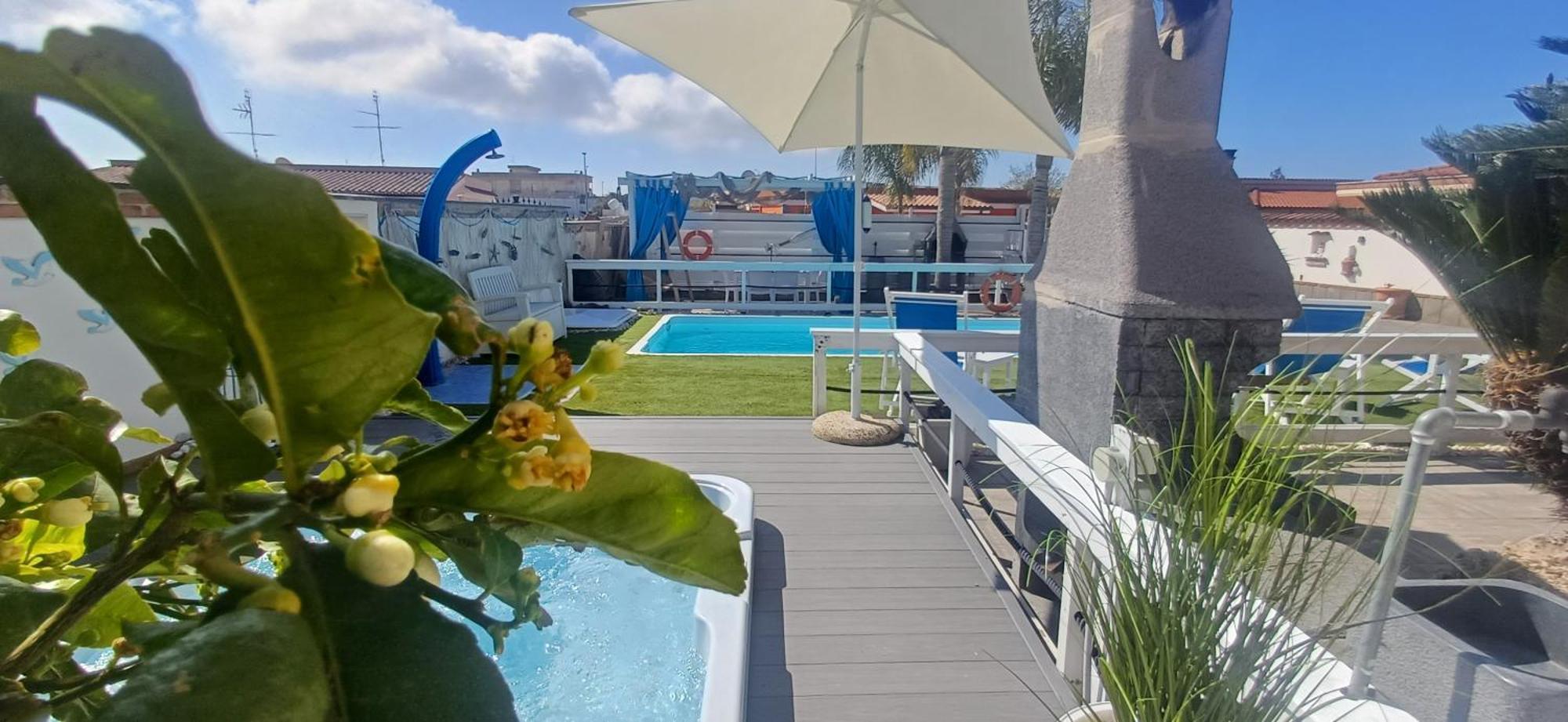Alloggi Turistici Con Piscina Palestra Jacuzzi Sauna Анцио Екстериор снимка